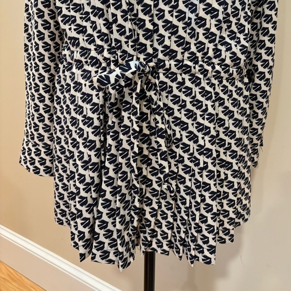 Maeve - Crane Print - Drop Waist Tunic Top - Picture 3 of 6